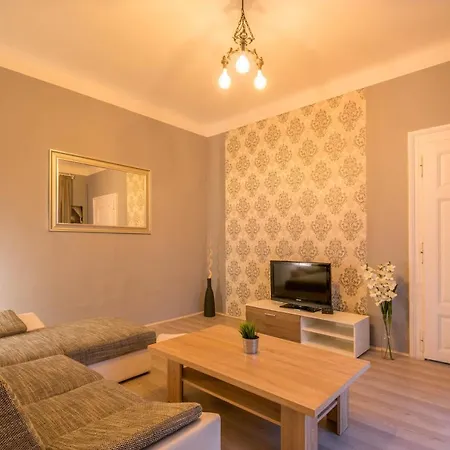 Chest Design Apartment *